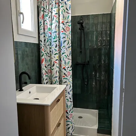 Petit Bijoux Апартаменты Ла-Трамблад